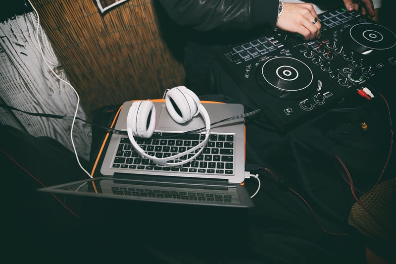 DJ Services